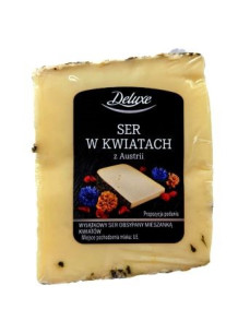 Сир Делюкс в асортименті