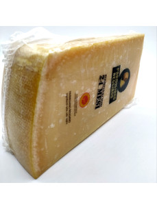 Сир твердий Parmigiano Reggiano 24 місяці, кг